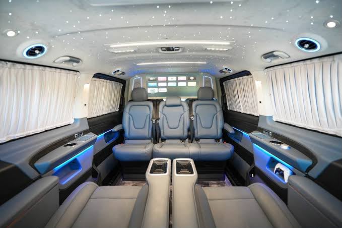 V Class Mercedes Interior
